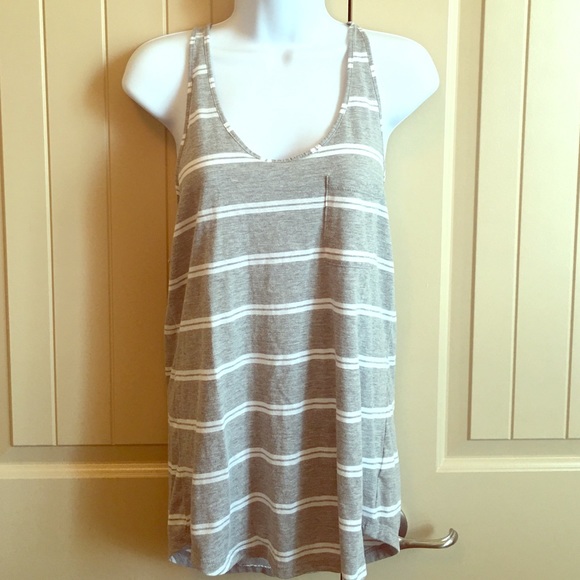Loose Pocket Tank