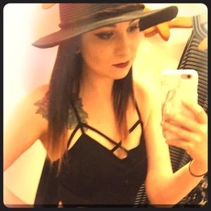 Meet your Posher, Kelly