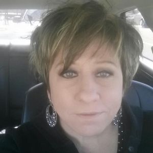 Meet your Posher, Charlene hebert