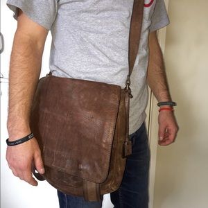 FRYE messenger bag!  NWOT