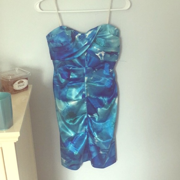 Colorful Blue Strapless Party Dress