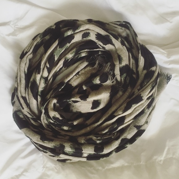 Open Ended Print Scarf