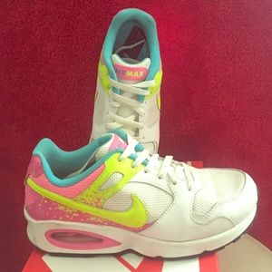 Nike Air max multi color pink/yellow/blue