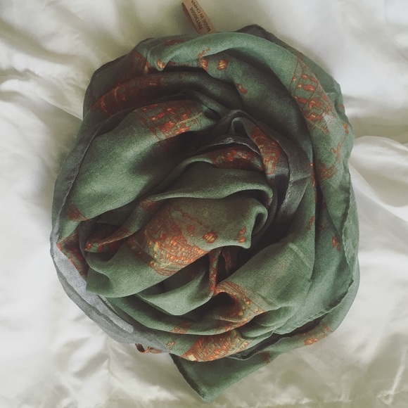 Vintage Green Scarf