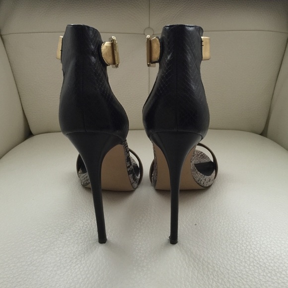 ❌SOLD❌Steve Madden Marlenee Pumps - Picture 3 of 3