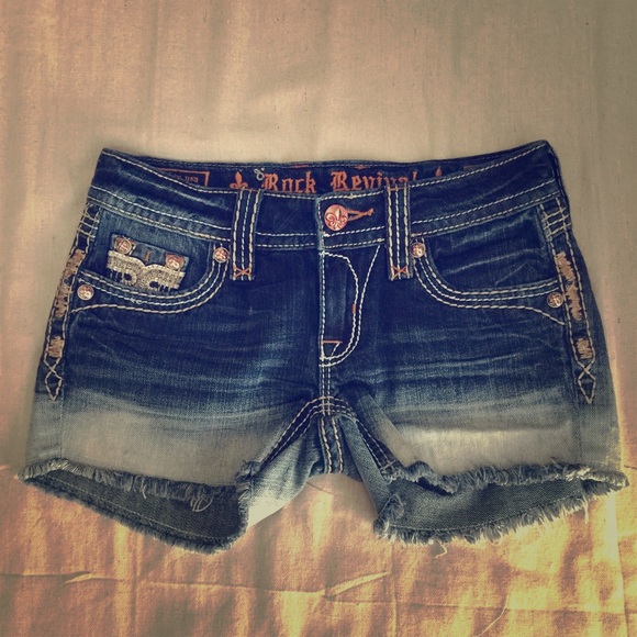 ❌SOLD❌Rock Revival | distressed shorts