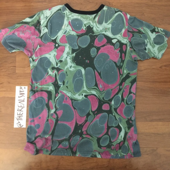 Supreme Marble Tee - Picture 2 of 4