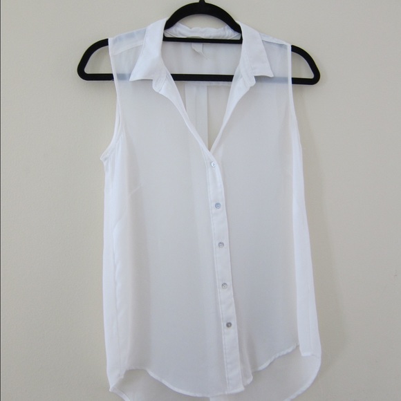 Sleeveless Chiffon Blouse