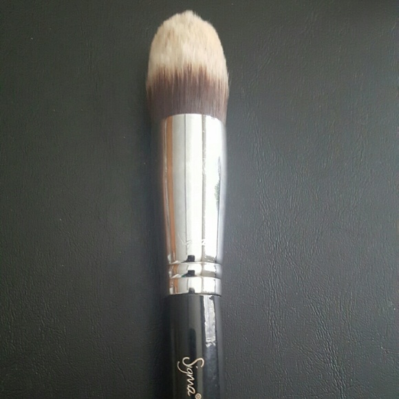 Sigma tapered kabuki f86 brush
