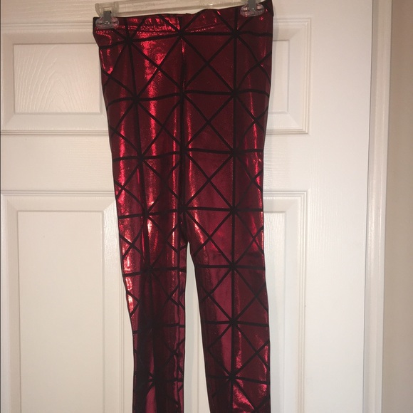 Triangle Red leggings (old waistband)