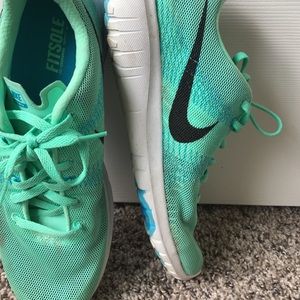 Teal Nike Fury Flex Tennis Shoes
