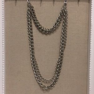 La Coco Curbchain in Silver