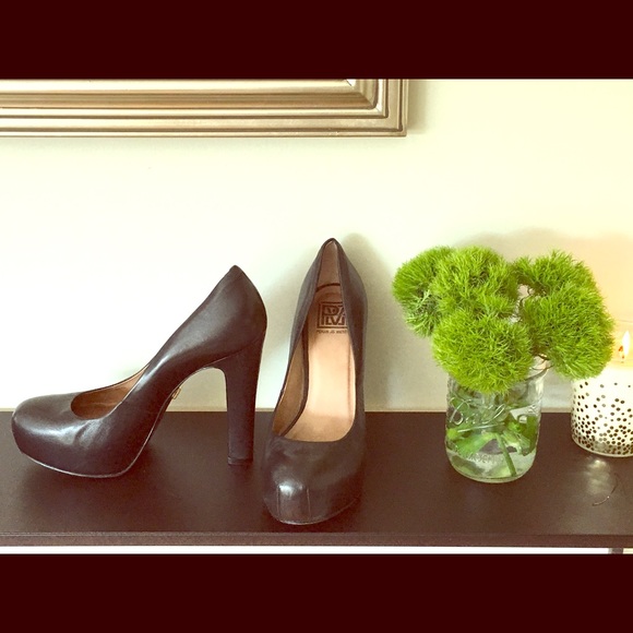 Pour Le Victoire Covered Platform Pumps.