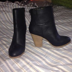 Black Heel Boots - ✨LOWEST PRICE✨