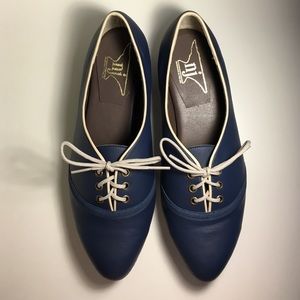 Nicora Johns "Sallys" lace-up shoes