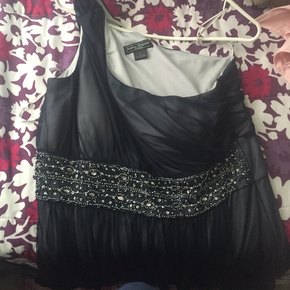 One shoulder gemstone dress !