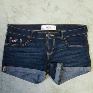 Hollister mini shorts