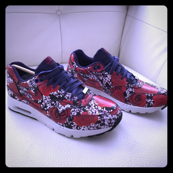 ‼️FLASH SALE‼️ Air Max Ultra London Edition Floral