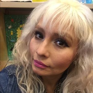 Meet your Posher, Wendy