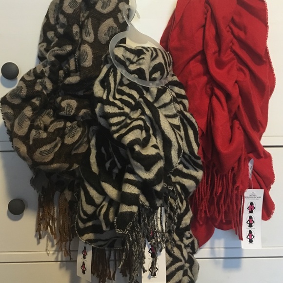 Scarfs