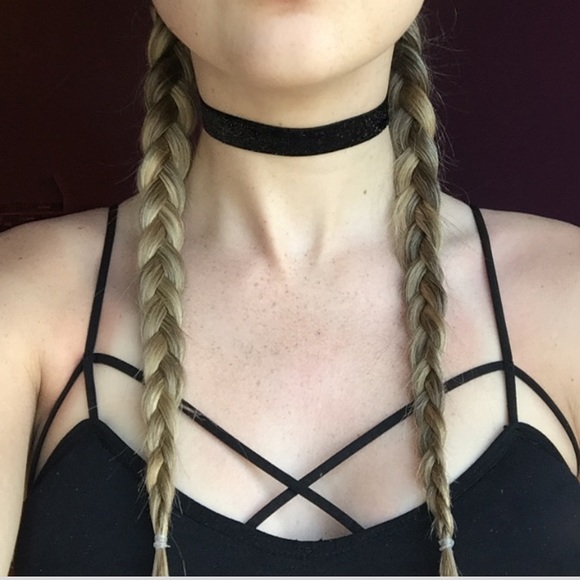 Spiked Sugar Jewelry - ✨LAST ONE SALE ✨ Simple Black Choker