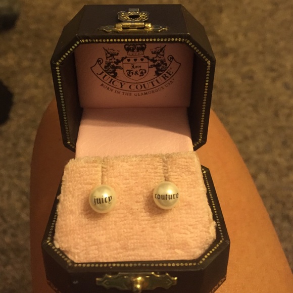 Juicy Earrings
