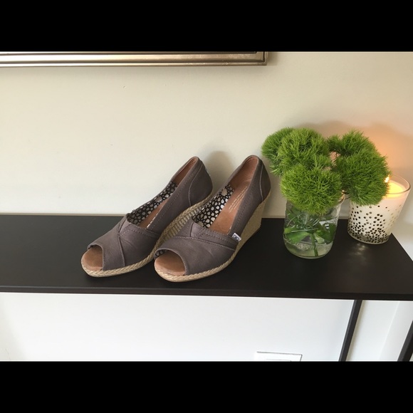 TOMS Grey Canvas Wedge Espadrilles