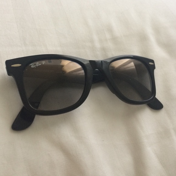 Clean never really used RayBans