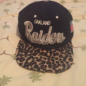 Oakland Raiders Adjustable Hat