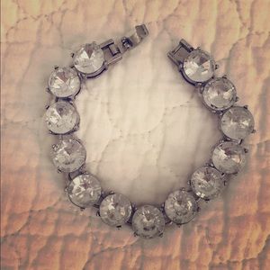 Cute color code bracelet by Chloe and Isabel