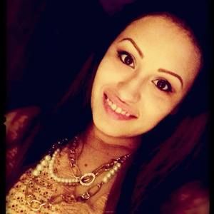 Meet your Posher, Desiree