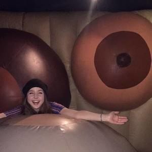 Meet your Posher, Alexandra