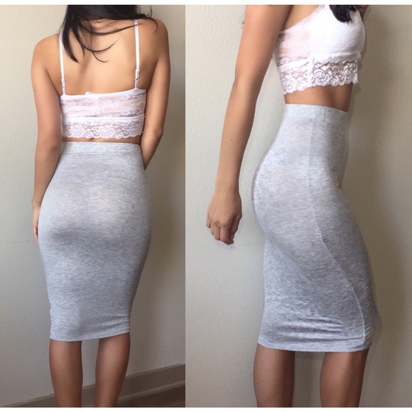 "The Chloe Midi" - Picture 3 of 4