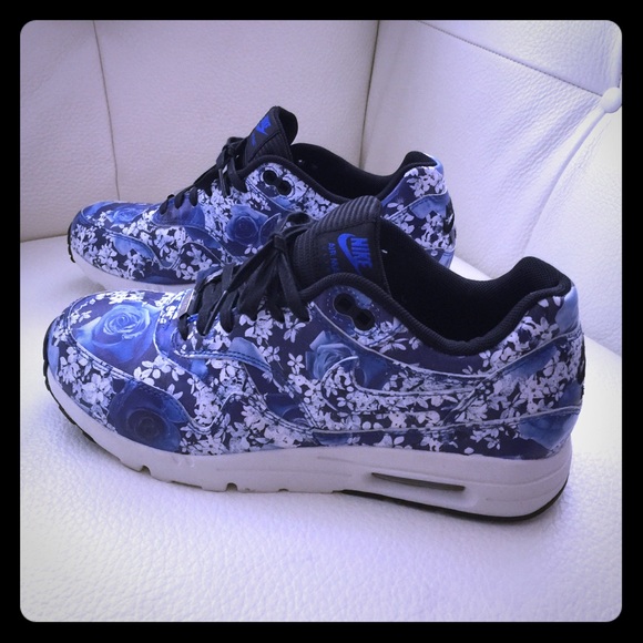 ‼️FLASH SALE‼️Nike Air Max Ultra Tokyo Floral