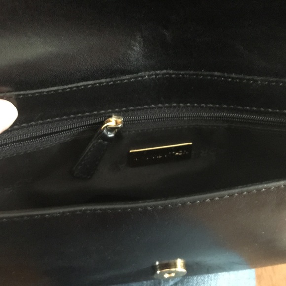 Adrienne Vittadini clutch bag - Picture 4 of 4