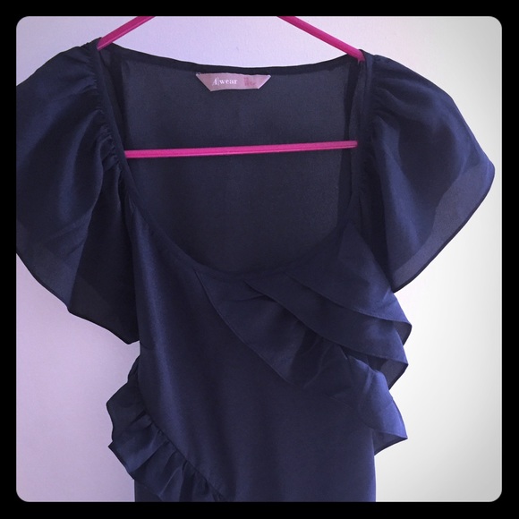 Navy top