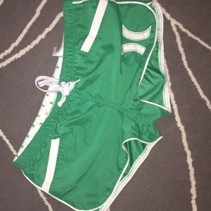 EUC Hurley green shorts