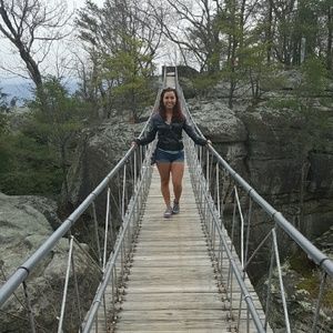 Meet your Posher, Saira