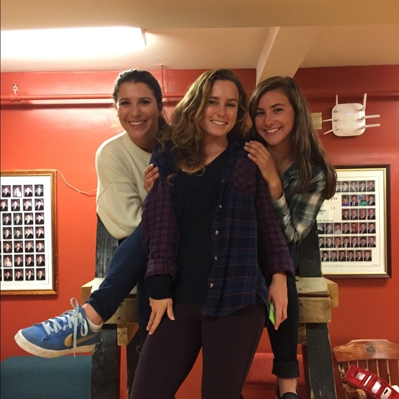 Meet your Posher, Rebecca - Picture 1 of 1