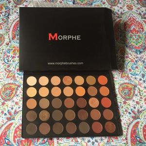 📍SOLD 📍Morphe 35O palette