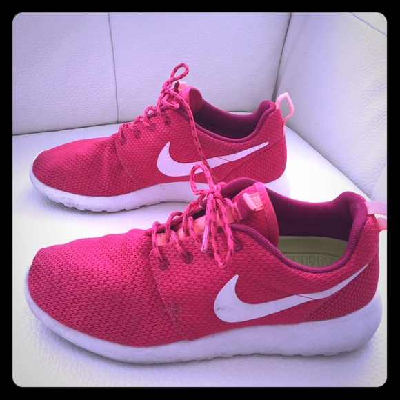 Nike Roshes
