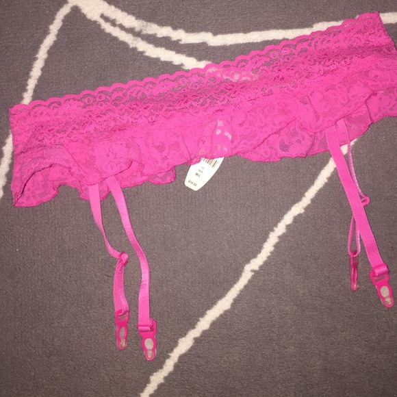 NWT Victoria's Secret pink lace garter