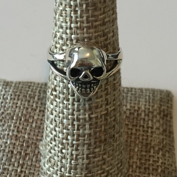 Skull Sterling Silver Ring