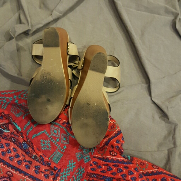 Wedge sandals - Picture 3 of 3