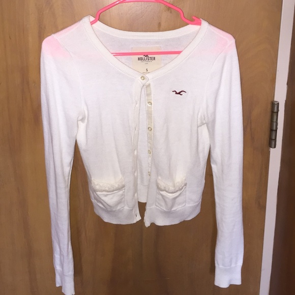 Super cute short cardigan