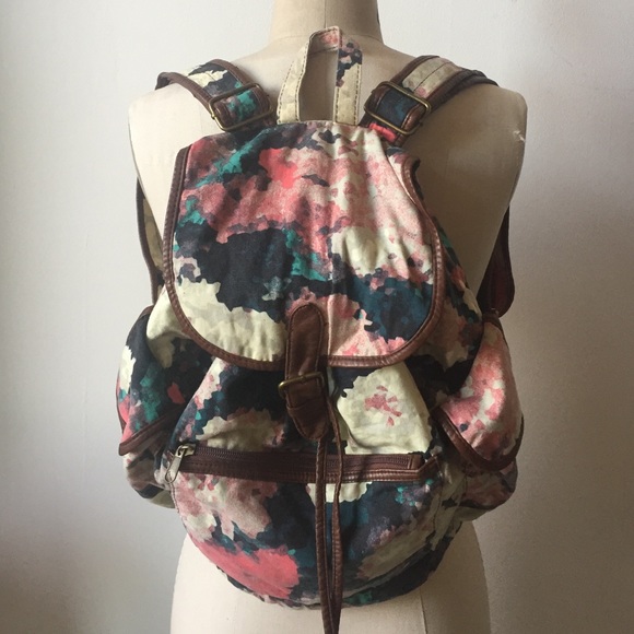 Kimchi Blue Floral Backpack