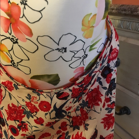 Xhilaration  Women's Tee Shirt - Picture 3 of 4