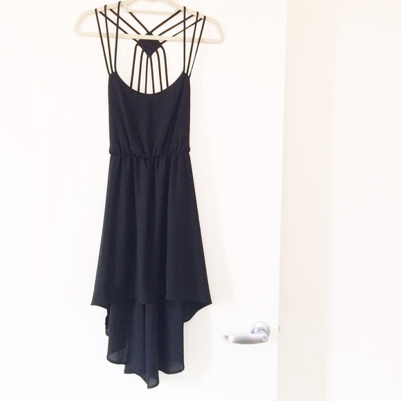 Tobi Dresses & Skirts - Tobi Black Cutout-Back Dress