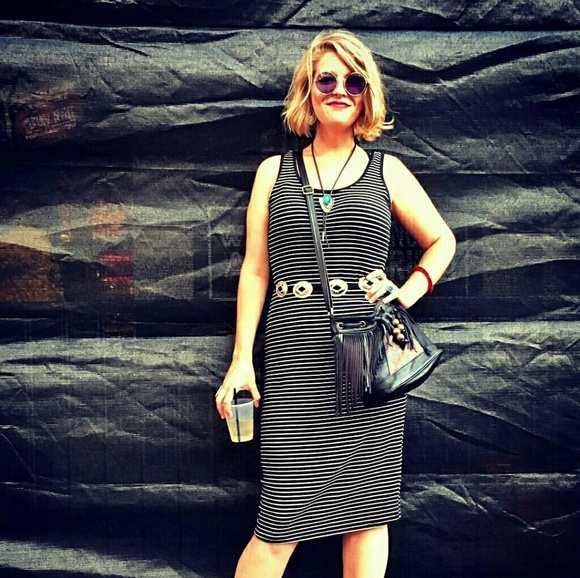 Check out my vintage closet! - Picture 5 of 16