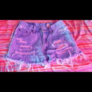 Distress Levi Shorts 💕